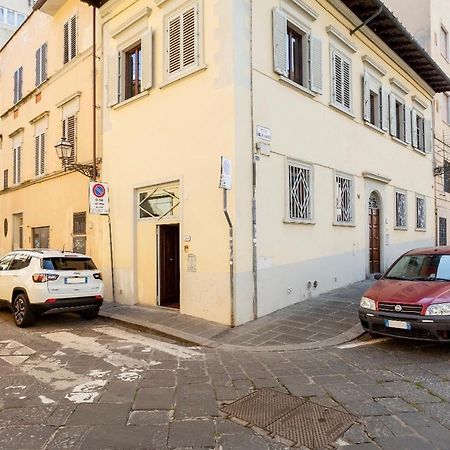 Cozy Classic Italian House Near Santa Croce, On The Lungarno Florença Exterior foto