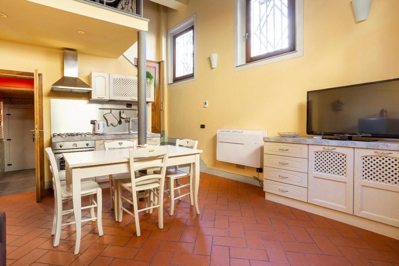 Cozy Classic Italian House Near Santa Croce, On The Lungarno Florença Exterior foto
