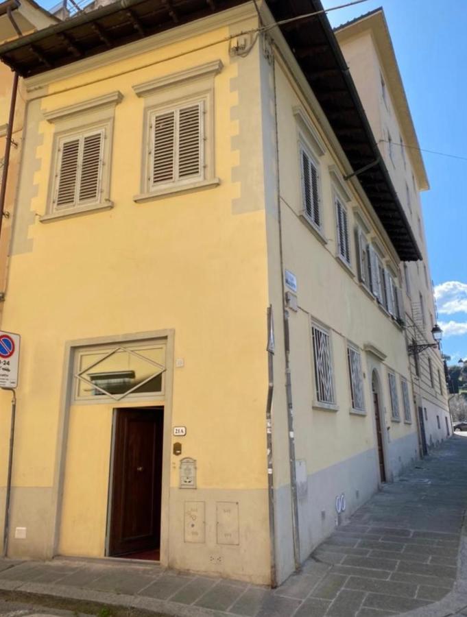 Cozy Classic Italian House Near Santa Croce, On The Lungarno Florença Exterior foto